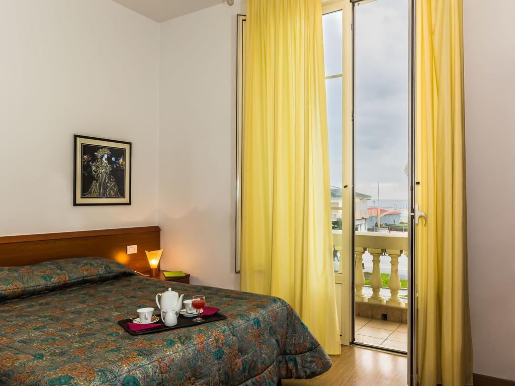 Hotel Internazionale 비아레지오 외부 사진