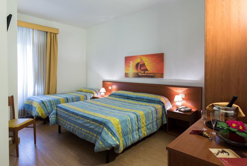 Hotel Internazionale 비아레지오 외부 사진